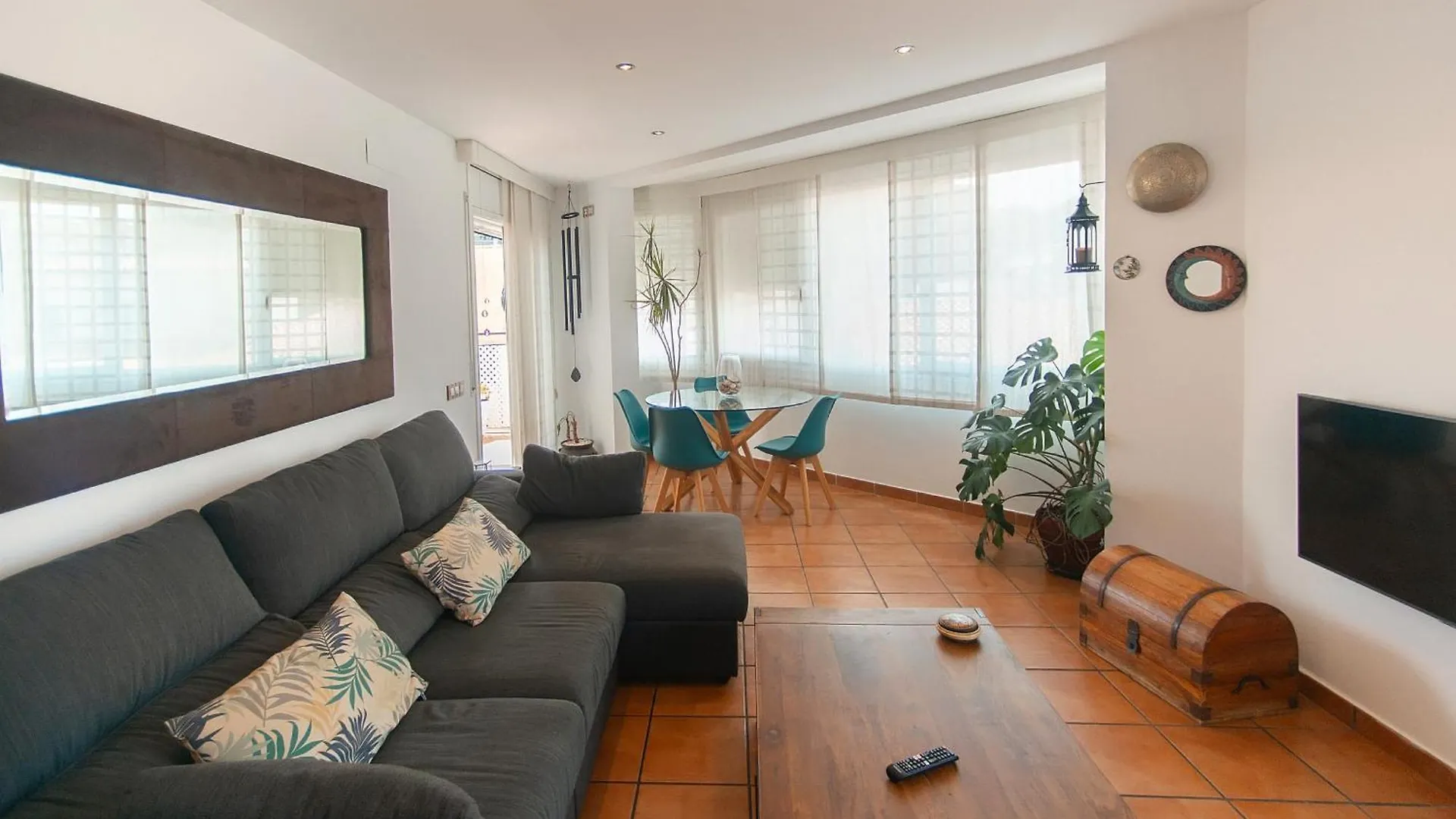 Welcs Apartamento 257 Pda Con Terraza Con Vista 桑特费柳德吉克索尔斯 0*,  西班牙